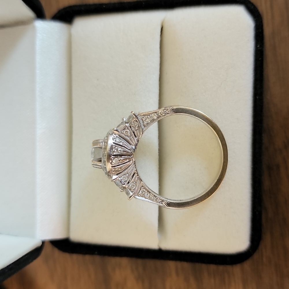 Nelson Calla Diamond Ring - Picture 6 of 7